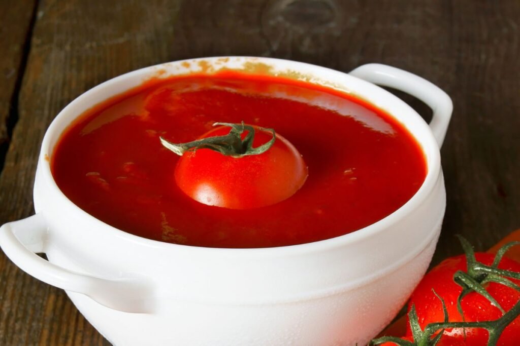 Storing Open Tomato Sauce