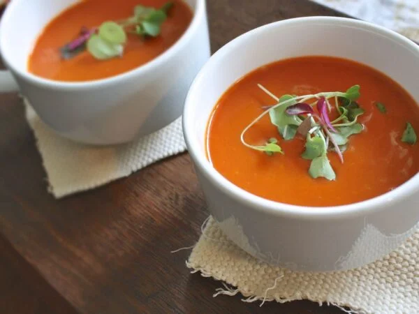 What Goes Well with Tomato Soup? 15 Delicious Side Dishes!