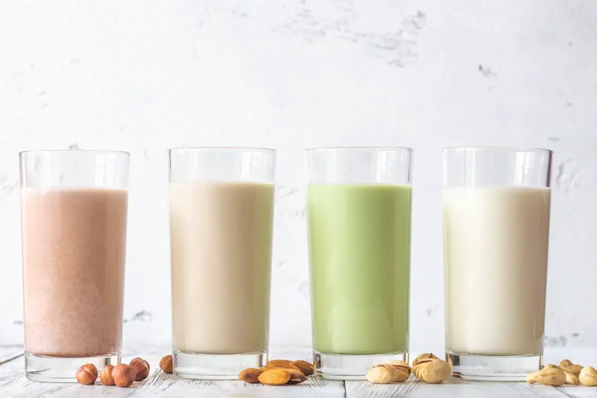 What Kind of Almond Milk Does Starbucks Use? Ingredients & Customization