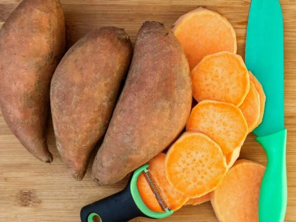 How Much Does a Sweet Potato Weigh? Unveiling Nutritional Benefits and Cooking Tips