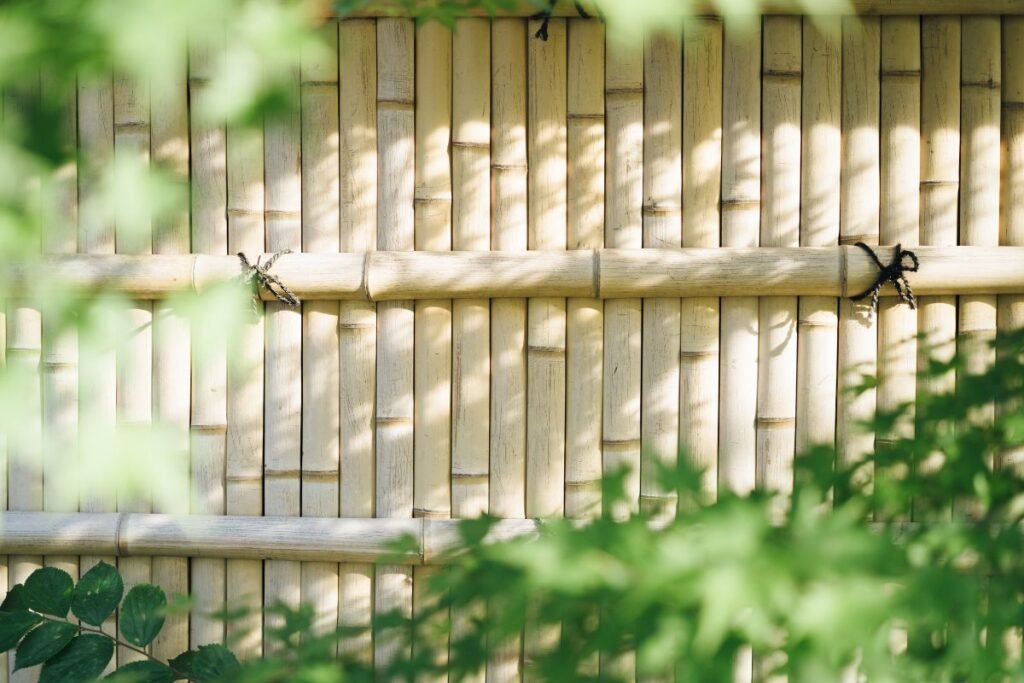 How to Make a Bamboo Fence