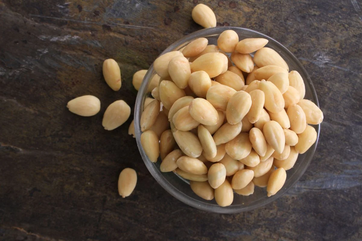 Blanched Almonds: Understanding, Techniques, and Recipes