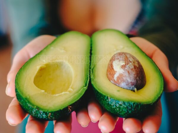 The Ultimate Guide: How to Open an Avocado Like a Pro